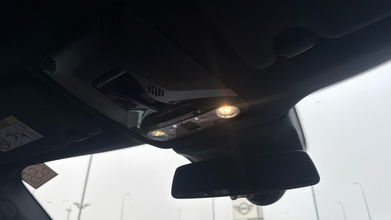 MINI Aceman 135kW E Classic 43kWh 5dr Auto Electric Hatchback